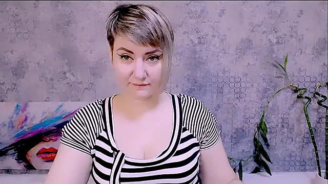 Snapshot of Djullia chatting on 11-16-25, 06:08 Djullia online show from 11-16-25, 06:08