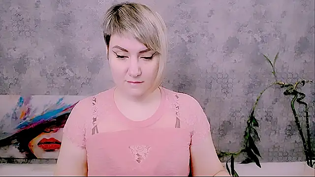 Snapshot of Djullia chatting on 01-12-26, 07:13 Djullia online show from 01-12-26, 07:13