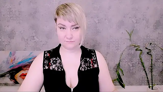 Djullia online show from 03-12-26, 06:52