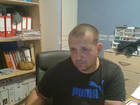 manubm03 online show from 07-18-26, 01:59