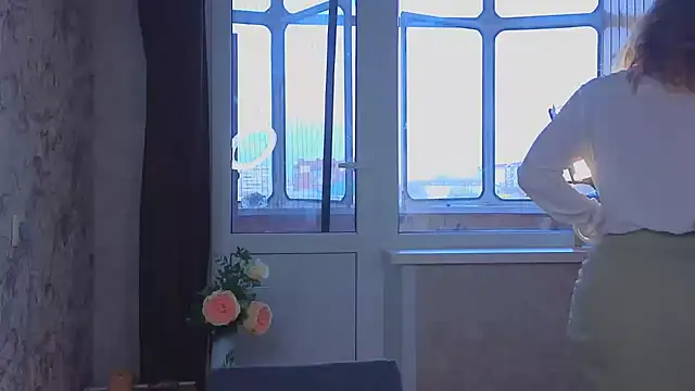 sinteas online show from 10-30-25, 11:22