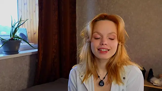 sinteas online show from 04-19-26, 11:09