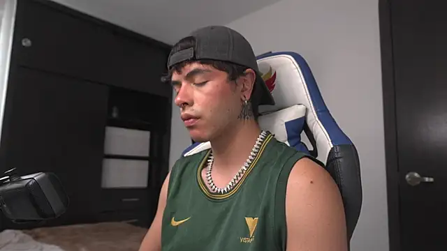  morghan  online show from 04-15-26, 07:58