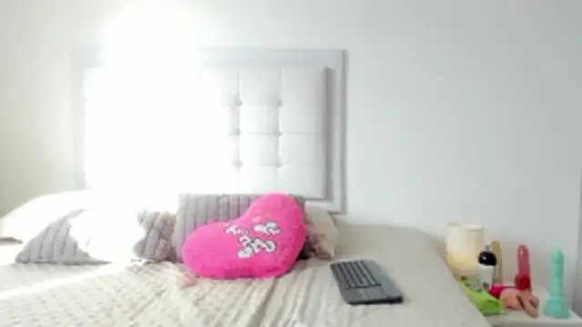 Sofia Blosom online show from 10-23-25, 09:13