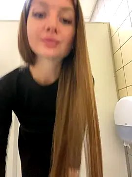 KrisMagnoly online show from 09-25-25, 05:49