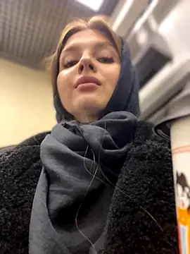 KrisMagnoly online show from 11-05-25, 05:46