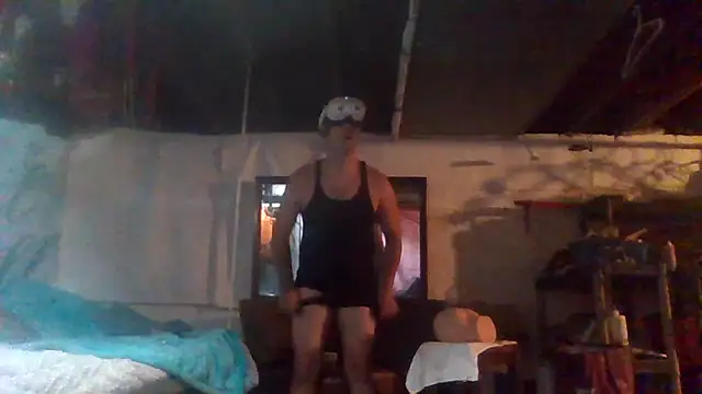 Snapshot of cum4calvin chatting on 09-23-25, 08:50 cum4calvin online show from 09-23-25, 08:50