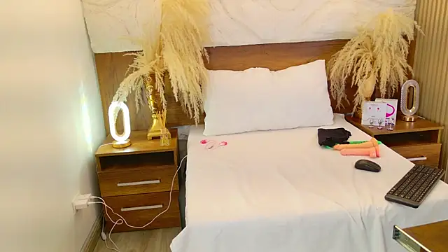 dojacandice online show from 07-15-26, 09:42