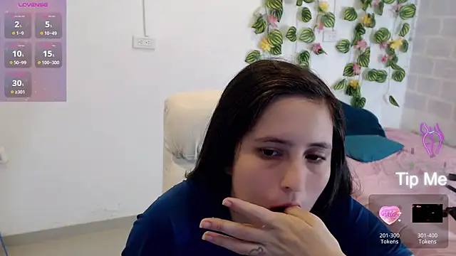 Snapshot of tania_sweet__ chatting on 11-12-25, 08:19 tania sweet online show from 11-12-25, 08:19