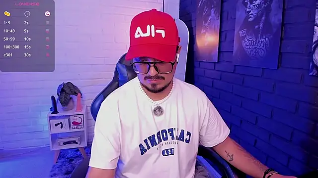 DaviidEvans  online show from 06-06-26, 05:28