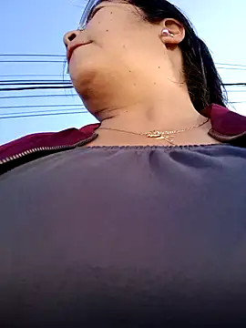 Snapshot of __valentina18 chatting on 01-30-25, 01:21   valentina18 online show from 01-30-25, 01:21