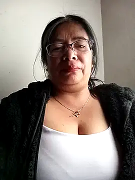 Snapshot of __valentina18 chatting on 03-19-25, 08:32   valentina18 online show from 03-19-25, 08:32