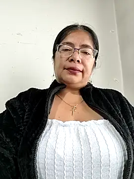   valentina18 online show from 11-19-25, 01:00