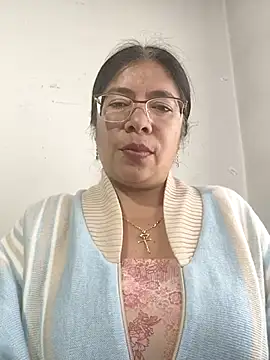   valentina18 online show from 01-15-26, 01:05