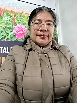   valentina18 online show from 03-18-26, 12:41