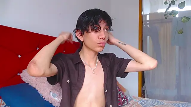 LAICK 01 online show from 04-12-26, 09:09