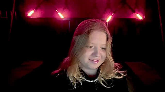 Tinker Belll online show from 11-26-25, 08:10