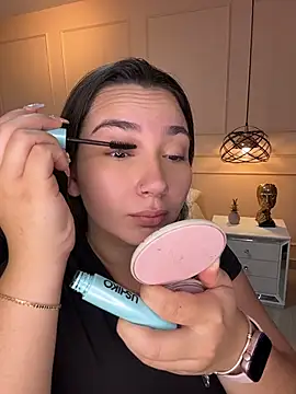 ava blue online show from 04-12-26, 11:37