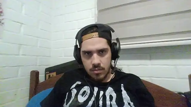 hung weeb online show from 01-17-25, 01:47