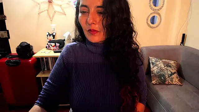 Snapshot of emma_luxy chatting on 01-13-25, 11:41 emma luxy online show from 01-13-25, 11:41