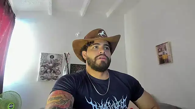 Snapshot of _Coddygold_ chatting on 02-04-25, 02:53  Coddygold  online show from 02-04-25, 02:53