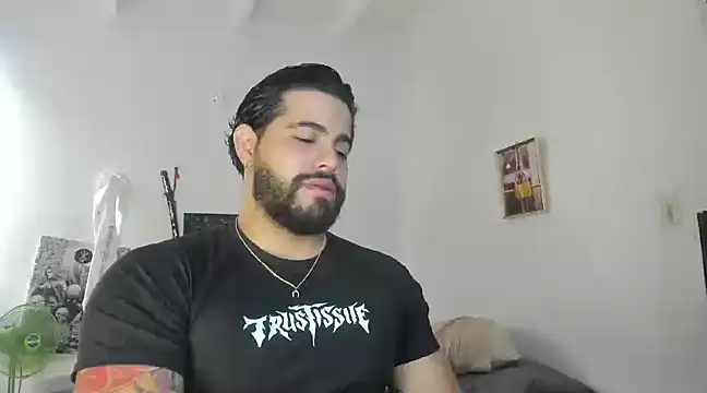 Snapshot of _Coddygold_ chatting on 02-09-25, 12:19  Coddygold  online show from 02-09-25, 12:19