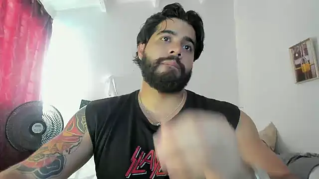 Snapshot of _Coddygold_ chatting on 03-04-25, 03:26  Coddygold  online show from 03-04-25, 03:26