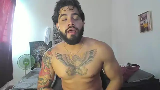 Snapshot of _Coddygold_ chatting on 03-18-25, 03:42  Coddygold  online show from 03-18-25, 03:42