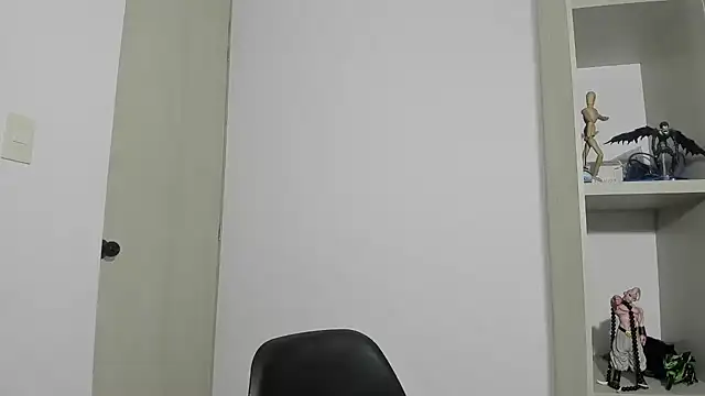 Snapshot of _Coddygold_ chatting on 09-11-25, 12:49  Coddygold  online show from 09-11-25, 12:49