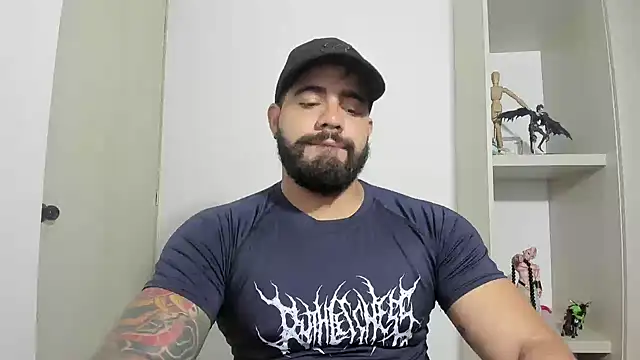 Snapshot of _Coddygold_ chatting on 09-21-25, 03:46  Coddygold  online show from 09-21-25, 03:46