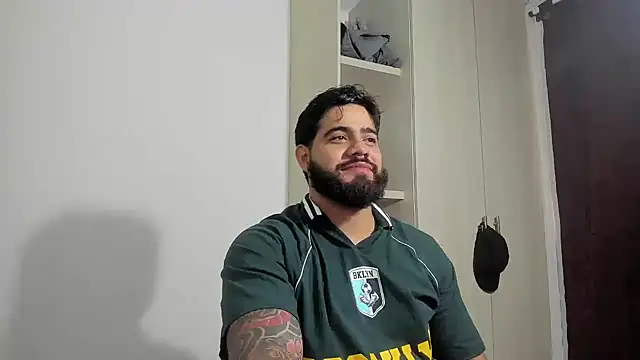 Snapshot of _Coddygold_ chatting on 10-31-25, 12:28  Coddygold  online show from 10-31-25, 12:28