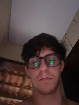 DaviFerreira3 online show from 05-18-26, 10:26