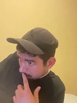 Snapshot of Tomthelong chatting on 02-27-25, 03:36 Tomthelong online show from 02-27-25, 03:36