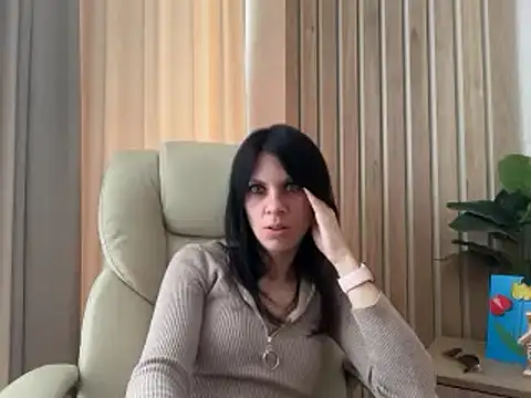 Snapshot of InjaAtHome chatting on 05-21-26, 06:09 InjaAtHome online show from 05-21-26, 06:09