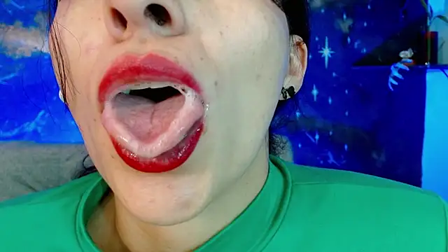 Snapshot of julieth_sex1 chatting on 07-09-26, 11:14 julieth sex1 online show from 07-09-26, 11:14