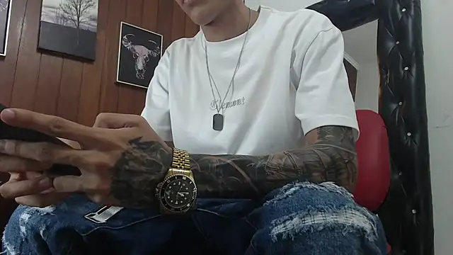 GaboReyes online show from 09-10-25, 03:28