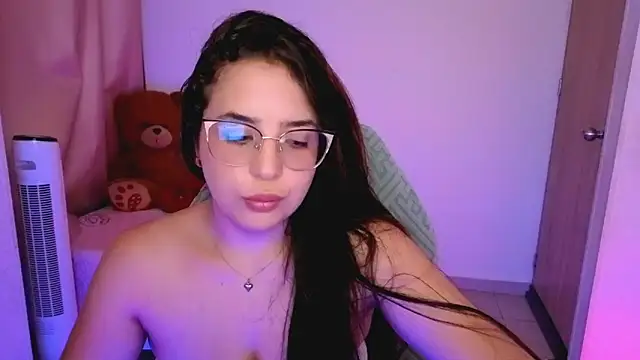  alicia z online show from 04-20-26, 05:59