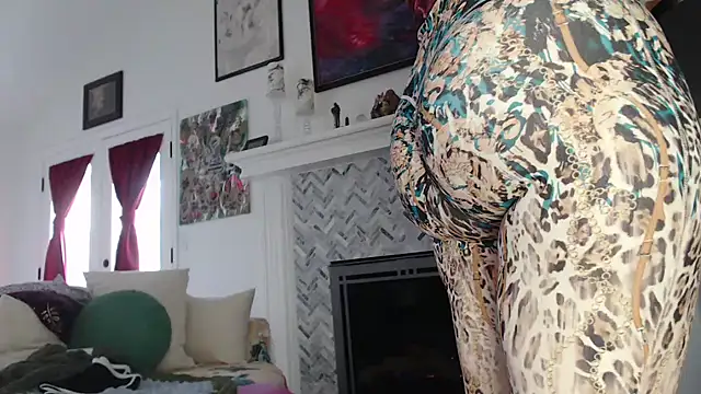 AuroraWillows online show from 03-18-25, 02:37