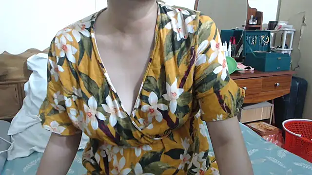 Beauty Asian Tina online show from 10-12-25, 03:05