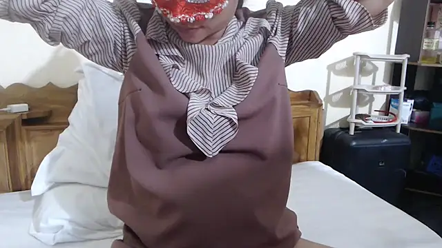 Beauty Asian Tina online show from 02-21-26, 08:43