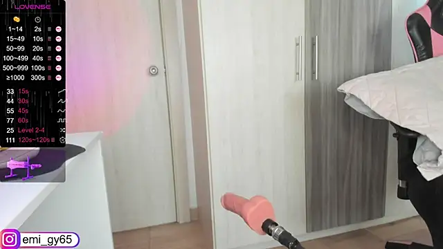 emilyn grey1 online show from 03-21-25, 04:18