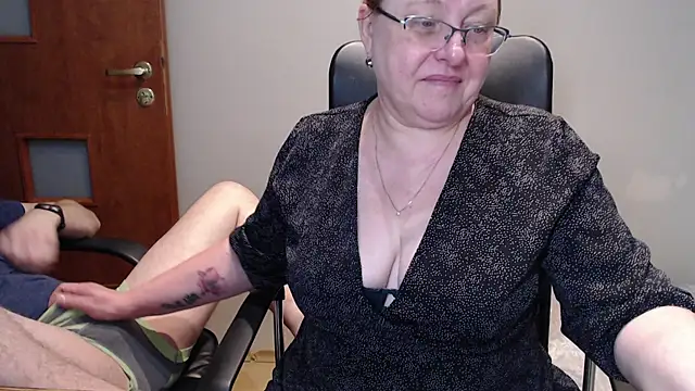 JoannaAndNeighbour online show from 02-09-25, 08:22