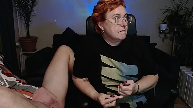 JoannaAndNeighbour online show from 10-05-25, 02:37