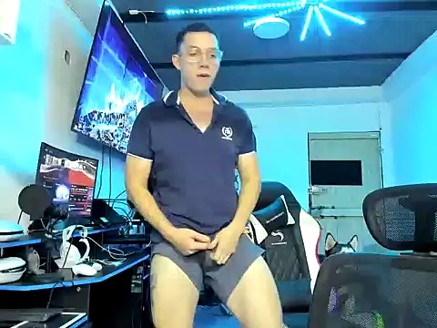 davinalhot online show from 04-13-26, 03:34