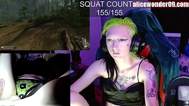 alicewonder09 online show from 10-19-25, 04:57