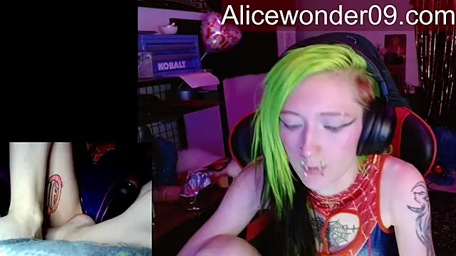alicewonder09 online show from 03-11-26, 03:34