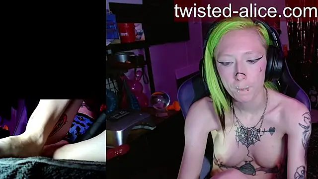 alicewonder09 online show from 05-04-26, 03:24
