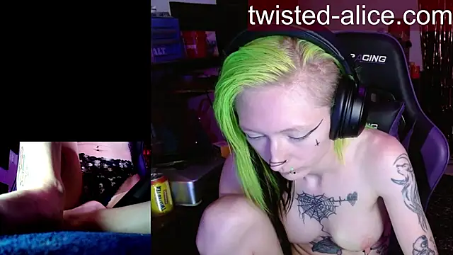 alicewonder09 online show from 05-16-26, 03:36