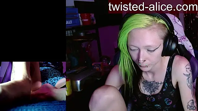 alicewonder09 online show from 05-19-26, 03:35