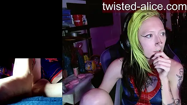 alicewonder09 online show from 06-03-26, 02:36
